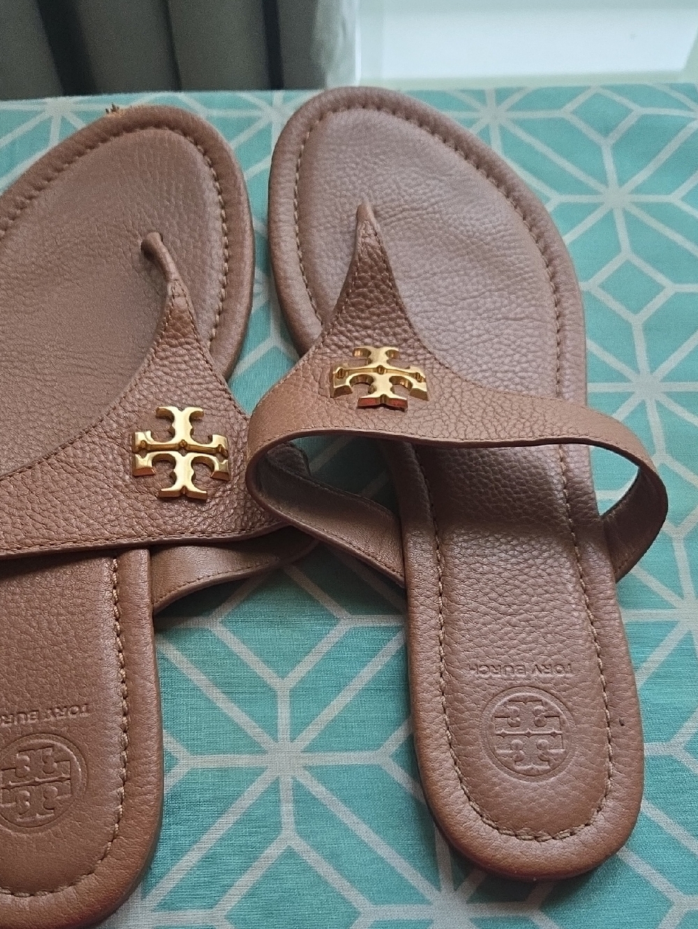 Tory Burch Tan Leather Thong Sandals with Gold Logo